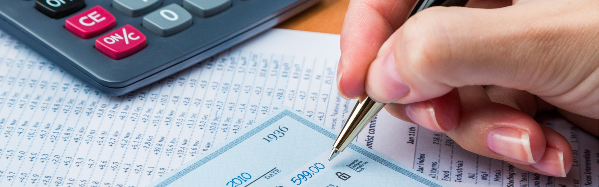 hand writing a check